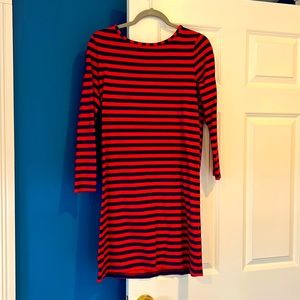 Red & navy stripe boatneck long sleeve dress by vineyard vines- good condition